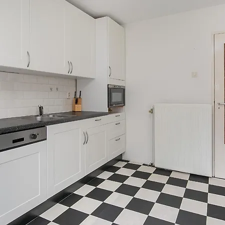 Voorstraat-havenzicht 1ste Apartment